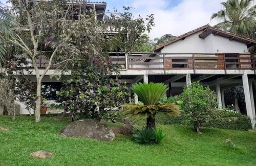Arembepe House | COMPLETE HOUSE IN AREMBEPE