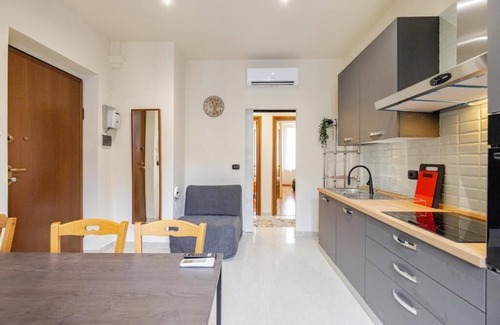 Lingotto Apartment | Complete with everything, Metro Fairs University Hospitals, Casa Lingotto