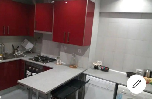 Avenida de Roma Apartment | Completely refurbished apartment! Green areas/shops/metro 5min ideal for families!