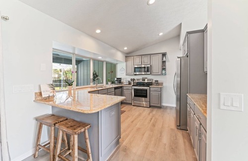 Port Saint Lucie House | Completely renovated! Private 3/2/2 heated pool home in Port St Lucie FL!