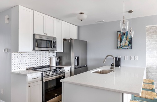 Emerald Isle Condo | Completely renovated beach view Condo in Queens Court Resort!