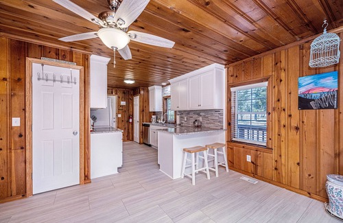 Moncks Corner Cottage | Completely renovated lake house with boat landing, dock, fire pit and deck!