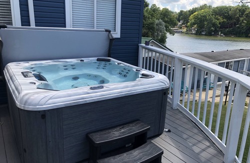 Monticello Apartment | Completely updated Suite on the Lake