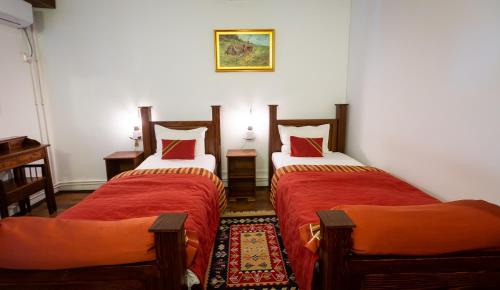 Maracineni Hotel | Complex Turistic "Moara Dragaicilor"