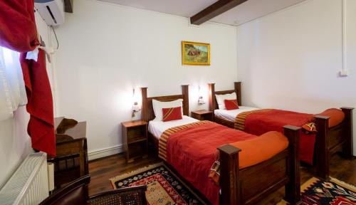 Maracineni Hotel | Complex Turistic "Moara Dragaicilor"