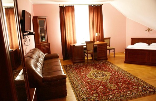 Skole Hotel | Complex Vivcharyk