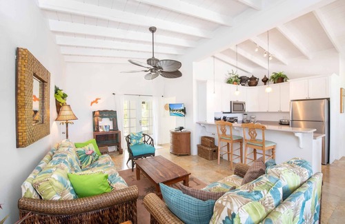 Old Man Bay House | Conched Out: Beach House w/Backyard Snorkeling + Private Pool