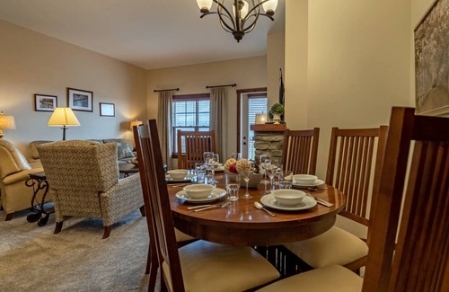 Snowshoe Condo | Condo ∙ 2 bedrooms ∙ 6 guests