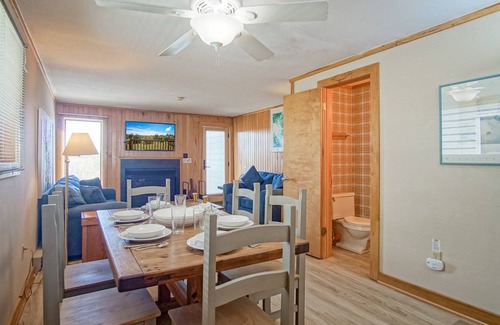 Snowshoe Condo | Condo ∙ 2 bedrooms ∙ 8 guests