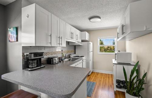Melbourne Beach Apartment | Condo - 2 min walk to beach