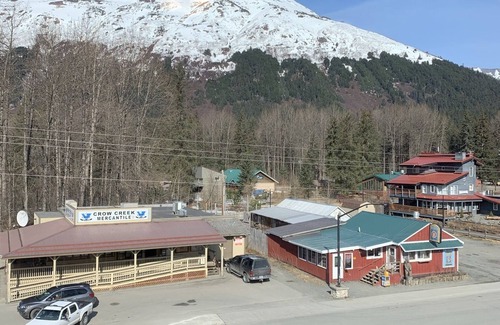 Alyeska Condo | Condo Centrally Located- Mountain Side