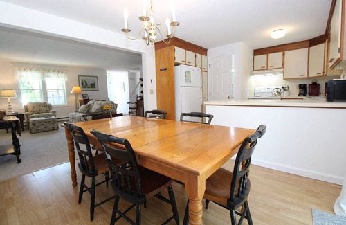 Falmouth Condo | Condo Getaway offering easy access to the Ferries! (2405)