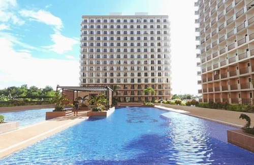 Lapu-Lapu Apartment | Condo in Lapu-Lapu wd 3 Pools/free wifi&Netflix