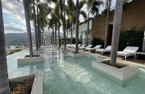Amapas Condo | Condo in Pier 57 in the heart of the Romantic Zone