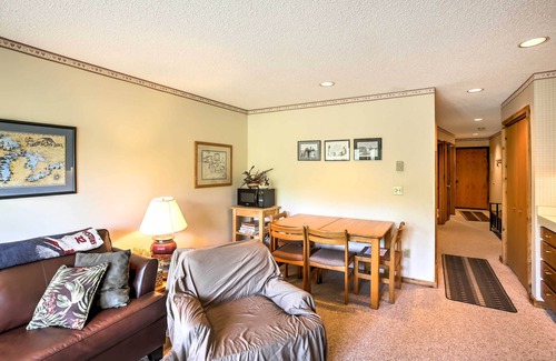 Mancelona Condo | Condo on First Green w/Deck at Schuss Mountain!