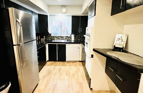 Beverly Green Condo | Condo,Sale,Strip,3BR,Pool,LasVegas,LVCCwalk,bestSpot,july4th,independenceday