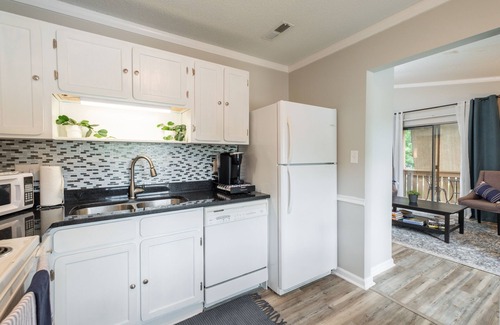 Rock Hill Condo | Condo Suite(15) | 4 Bed 2 Bath | Sleeps 12