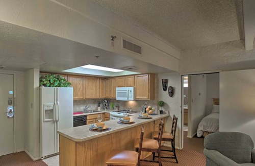 Inner Circle Condo | Condo w/ Pool Access - Walk to Salt River Fields!