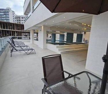 Caicara Apartment | condominio clube com piscina climatizada com fechamento em vidro - Vila Caiçara - Praia Grande 4 adultos e 1 criança até 12 anos