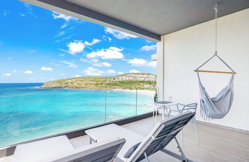 Indigo Bay Apartment | Condostmaarten appartment right on the sea (Adults Only)