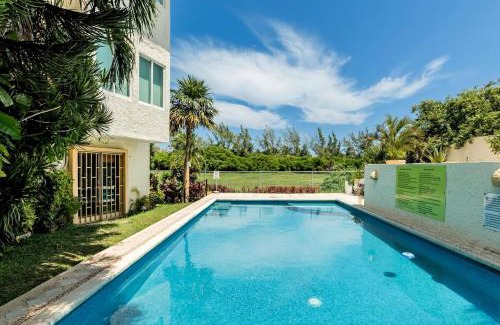 Zona Hotelera Apartment | Confortable Lagoon front 1 BDR by Casa Paraiso