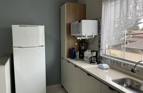 Pindamonhangaba Apartment | Conforto Para Grupos de Trabalho, Estudo ou Passeio