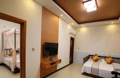 Fenghuang House | Congwen House