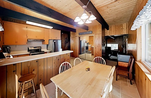 Truckee House | Conifer Donner