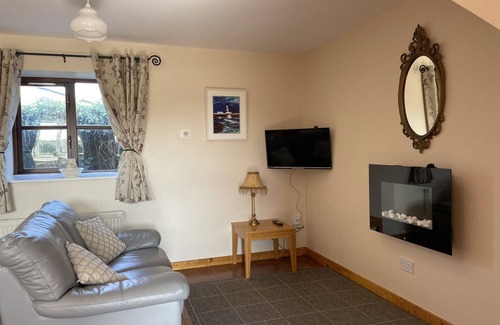 Kilmore Cottage | CONINGBEG COTTAGE, pet friendly in Kilmore Quay, County Wexford