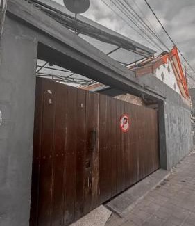 Tuban House | Conscioushouse with pool near Airport