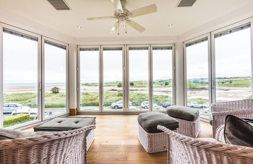 Alnmouth Apartment | Conservatory Apartment - South View House