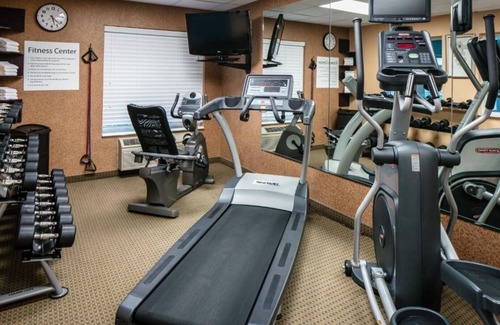 Clinton House | Consider us if you're searching for room in Clinton, Iowa.