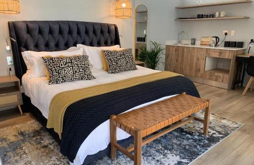 Constantia Cabin | Constantia Winelands Lodge