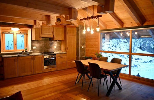 Crans-Montana House | Consulat des Elohim chez Allan et Lili-Peace