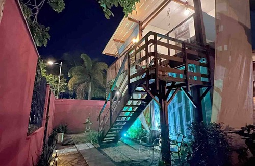 Manguinhos House | Container 10 Beach Studio