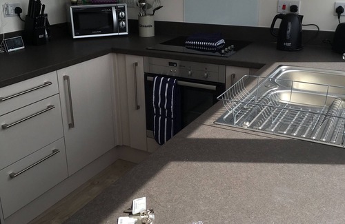 Stevenage Apartment | Contemporary 1 Bedroom in the heart of Stevenage - Fully Furnished