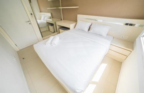Hegarmanah Apartment | Contemporary 1BR Near Cihampelas at Parahyangan Residence Apartment By Travelio