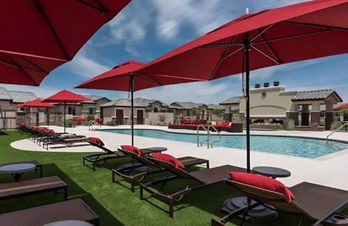 Canyon Trails Apartment | Contemporary 2BR Apartment w/ Private Backyard!