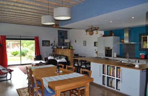 Esclauzels House | Contemporary and ecological wooden house near the Lot valley