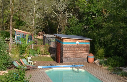Esclauzels House | Contemporary and ecological wooden house near the Lot valley