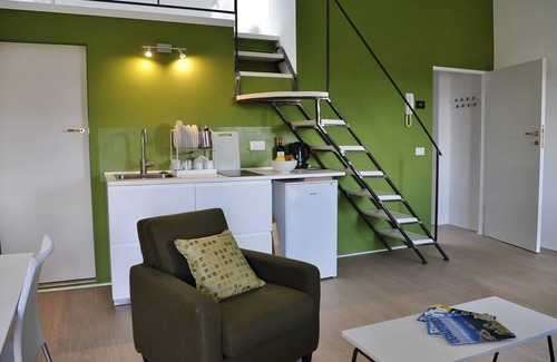 Citta della Pieve Apartment | Contemporary luxury in an airy two-level studio suite in a Medieval townhouse