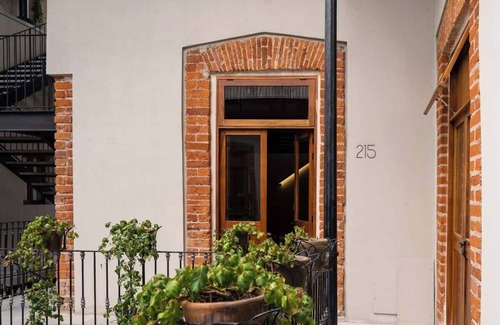 Cuauhtemoc Apartment | Contemporary Loft in the Heart of CDMX