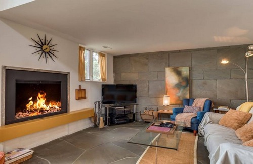 Columbus House | Contemporary Modern Mountain Escape 9.3 Miles To TIEC