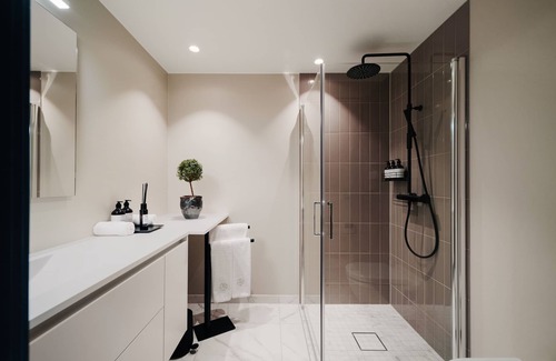 Frogner Apartment | Contemporary Oslo apartment with private garden & access to hotel facilities
