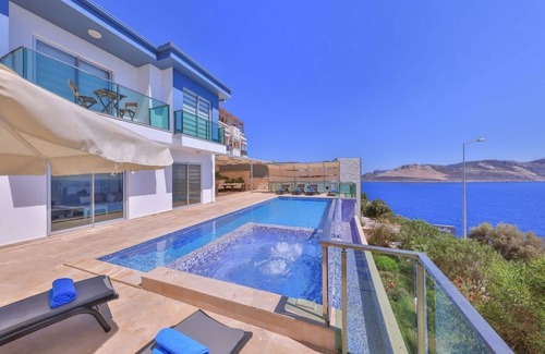 Kas Villa | Contemporary Villa With Stunning Sea Views and Large Sun Terrace