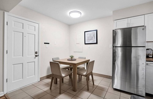 Newburgh Apartment | Contract worker retreat!