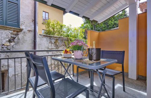 Varenna Apartment | Contrada