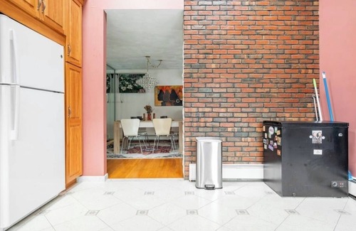 Revere House | Convenience at Conant! Home Away From Home For 5-8 guests!