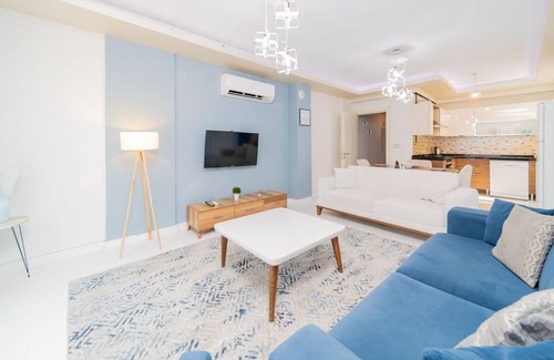 Eski Lara Apartment | Convenient Flat w Balcony 8 min to Duden Park