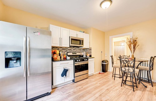 Hartford Apartment | Convenient Hartford Condo < 2 Mi to Dtwn!